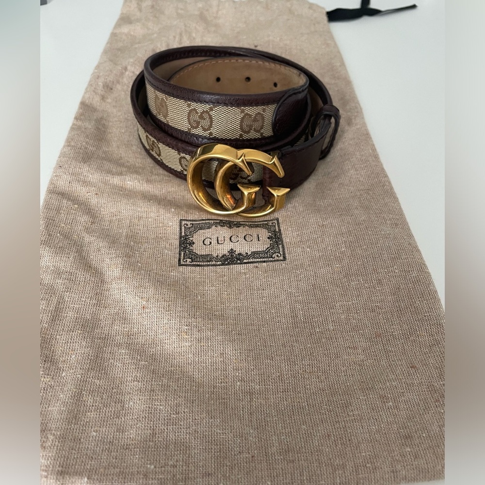 Gucci GG Canvas Belt, size 90